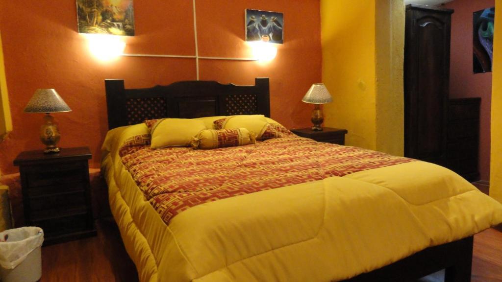 Hostal Del Piamonte กีโต ภายนอก รูปภาพ