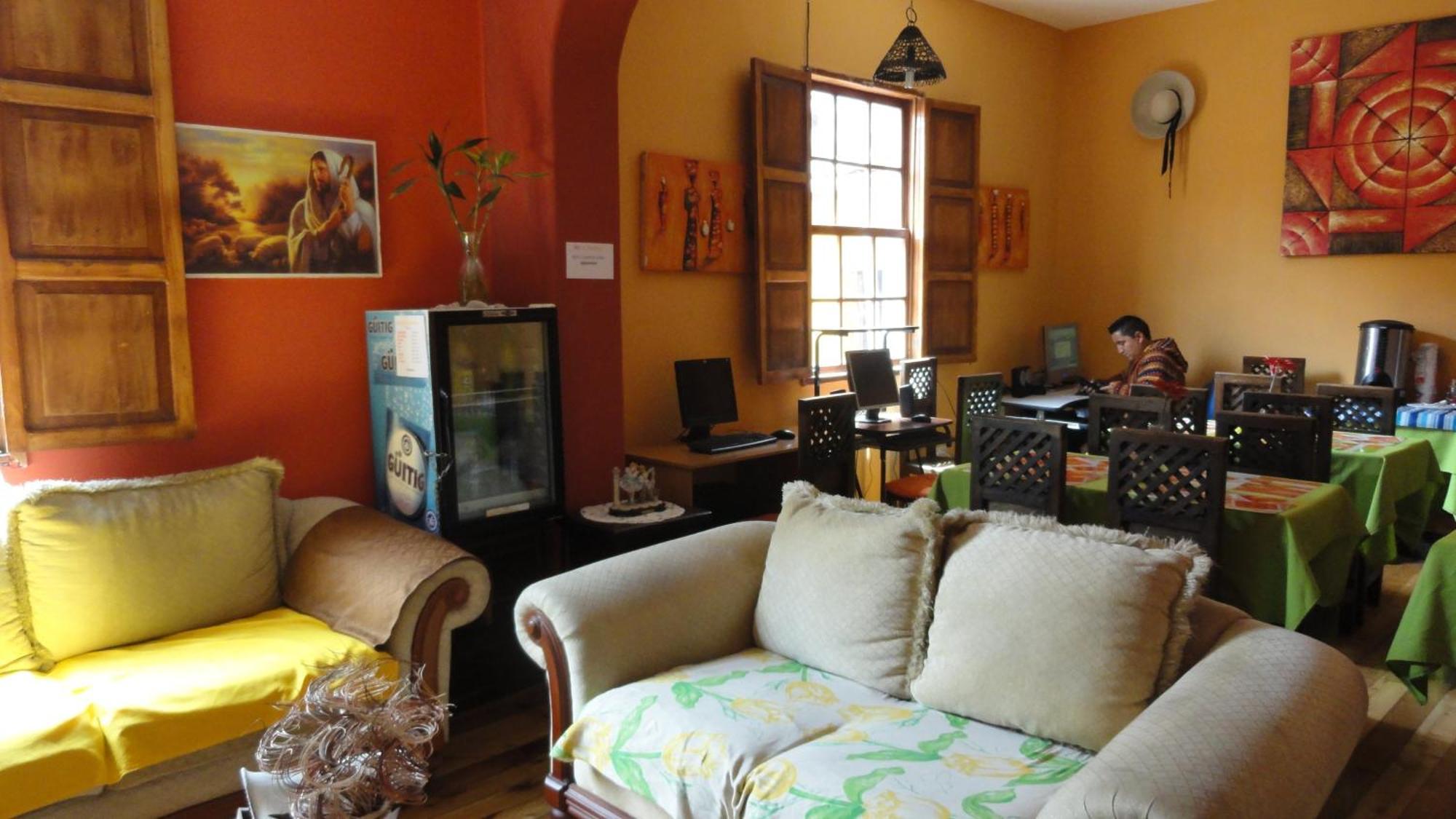 Hostal Del Piamonte กีโต ภายนอก รูปภาพ