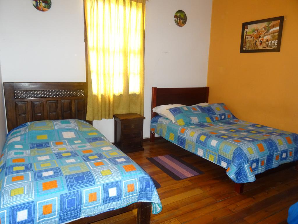 Hostal Del Piamonte กีโต ภายนอก รูปภาพ