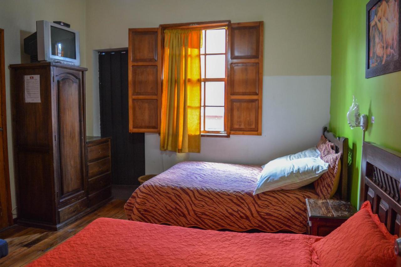 Hostal Del Piamonte กีโต ภายนอก รูปภาพ