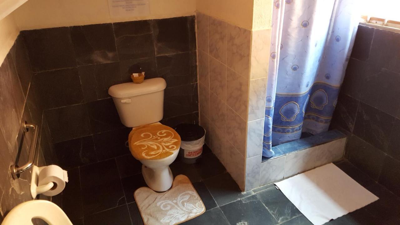 Hostal Del Piamonte กีโต ภายนอก รูปภาพ