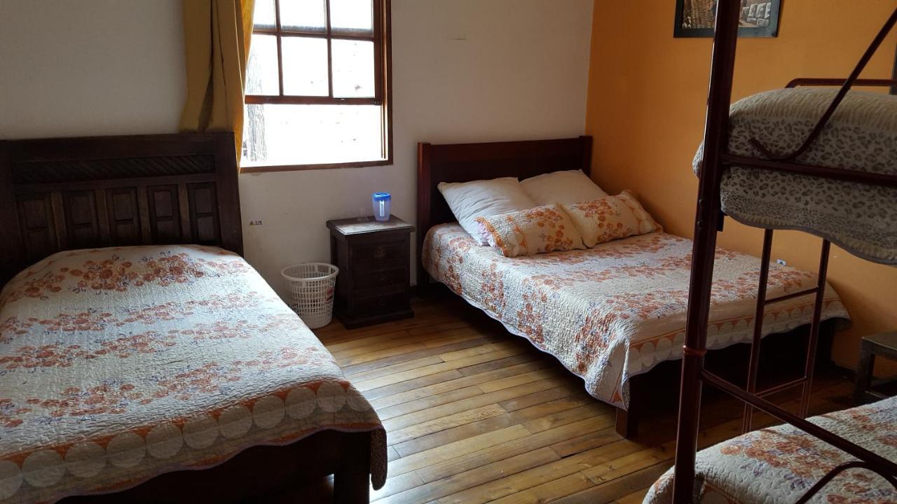 Hostal Del Piamonte กีโต ภายนอก รูปภาพ